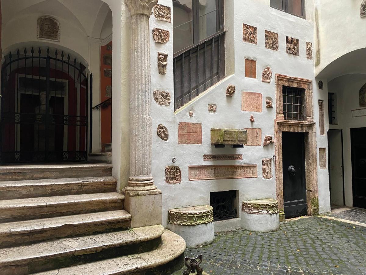 Rome Center, Luxury & History In Via Monserrato Exterior photo