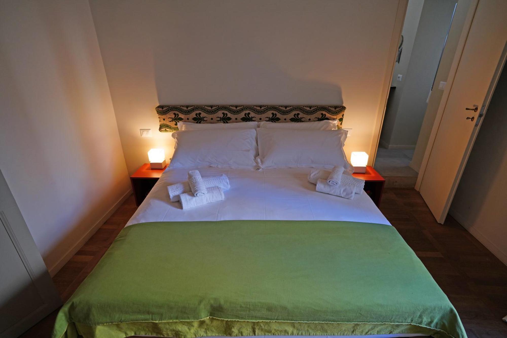 Rome Center, Luxury & History In Via Monserrato Exterior photo